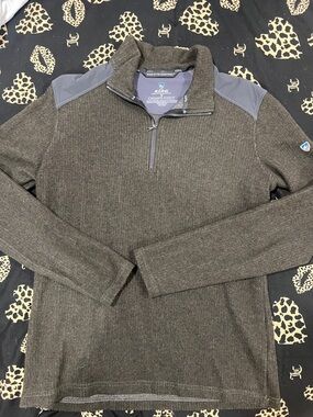Kuhl Men’s Olive Green Half-Zip Pullover with Gray Shoulder Accents